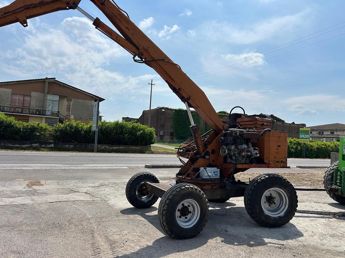 Usato Carica letame semovente Ruggerini