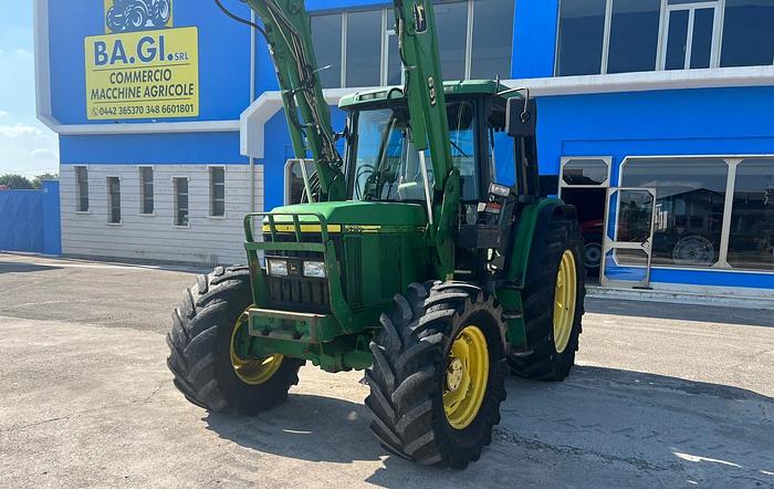 Usato John Deere 6210-caricatore JD 651-freni aria 175q