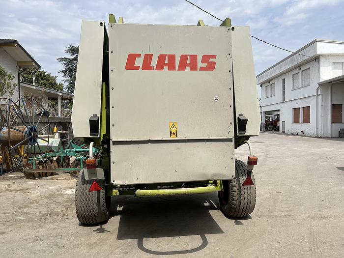 Usato Rotopressa Claas Variant 180 anno 2009