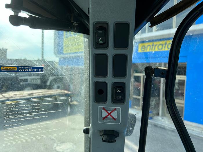 Usato New Holland T7040 autocommand- fr. aria e olio