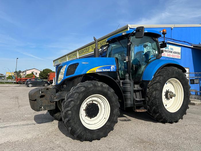 Usato New Holland T7040 autocommand- fr. aria e olio