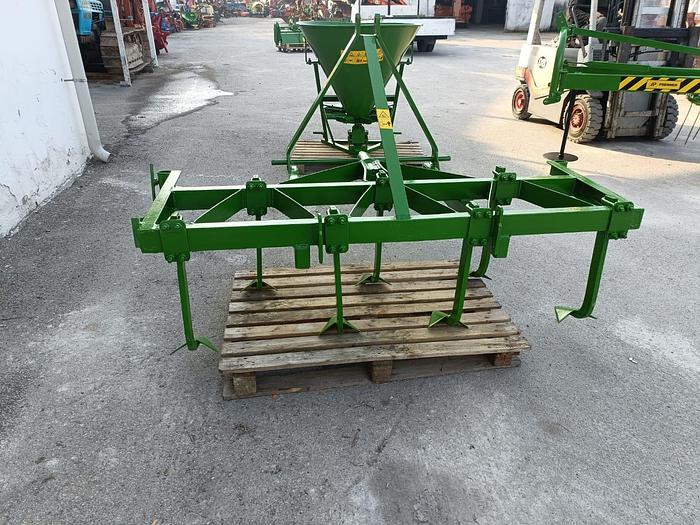 Usato Estirpatore a 7 ancore da 1,75m