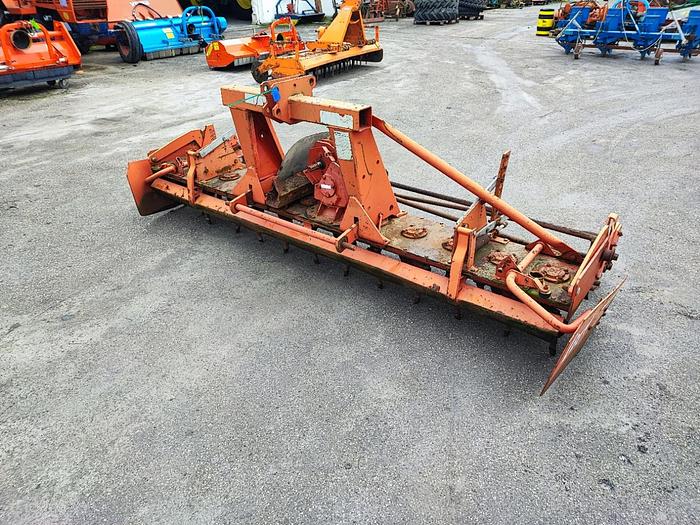 Usato Erpice rotante Lely largh 3 m