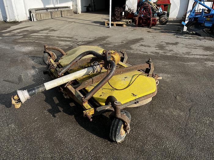 Used Taglia erba marca Hermes da 1,80m