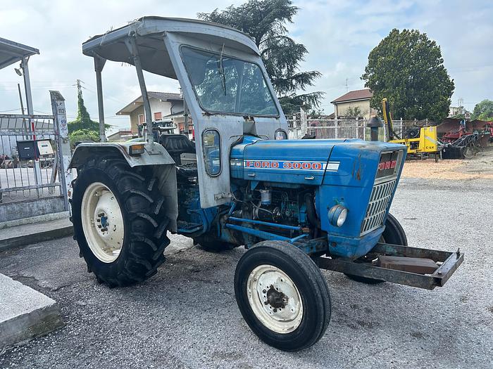 Usato Ford 3000 con tettuccio