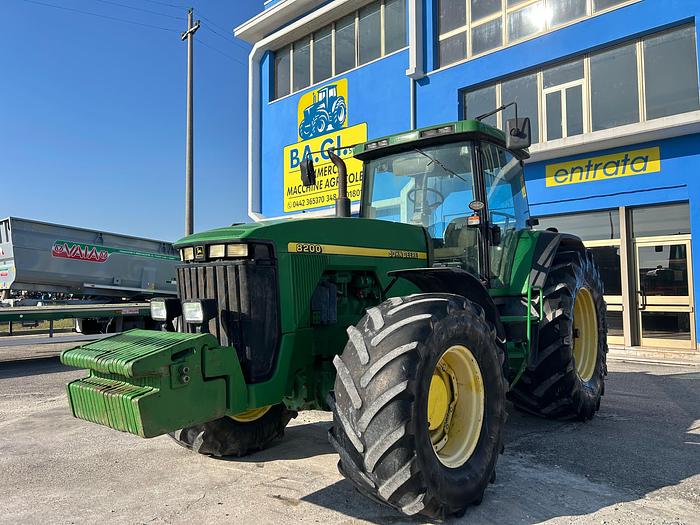 Usato John Deere 8200-CAMBIO NUOVO E MOTORE REVISIONATO