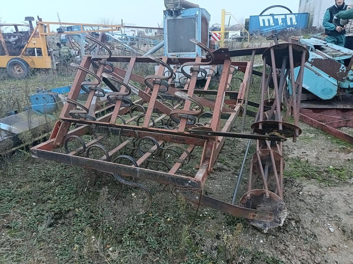 Usato vibrocoltivatore da 4,50m pieghevole