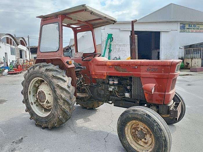 Usato Fiat 640- 4 distributori idraulici