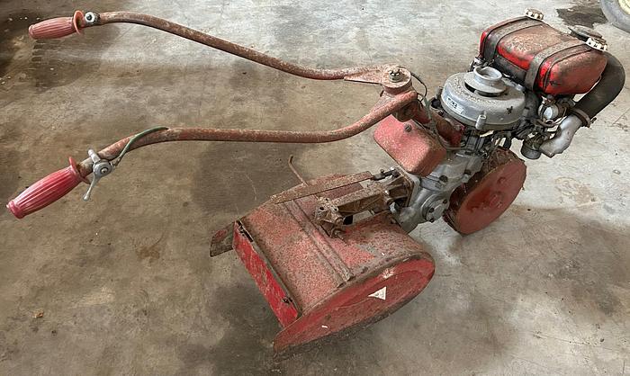 Usato Motocoltivatore Benassi con fresa da 33 cm