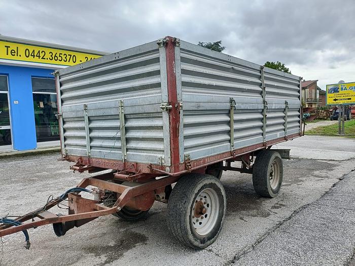 Usato Rimorchio Mutti con sponde zincate- trilaterale