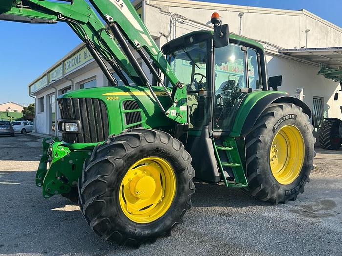 Usato John Deere 6630-anno 2014-soll. e presa di forza