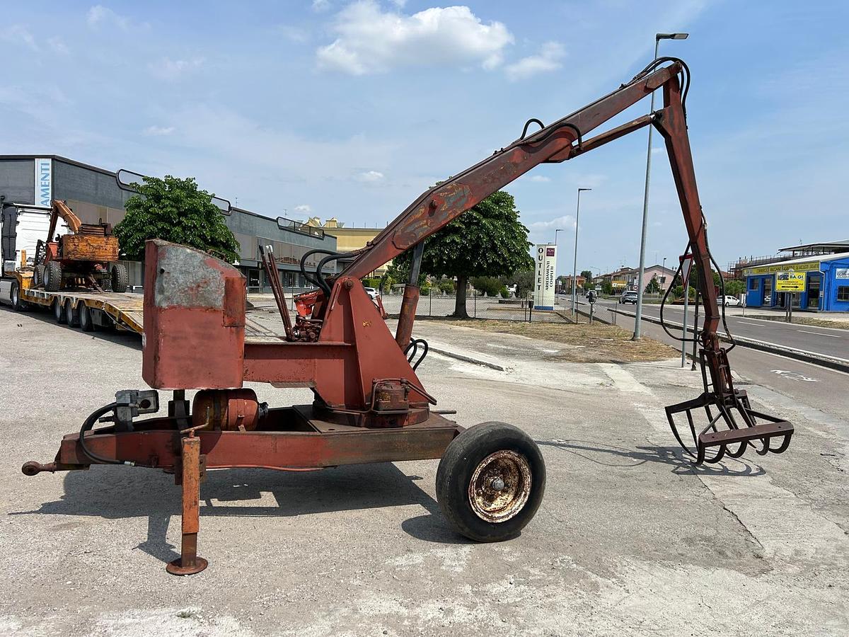 Usato Carica letame trainato Guarneri