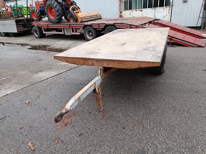 Usato Rimorchietto in ferro ad 1 asse