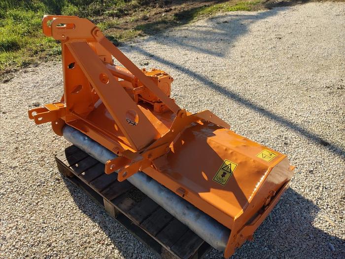 Usato Trincia Berti da 1,45m a mazze- reversibile