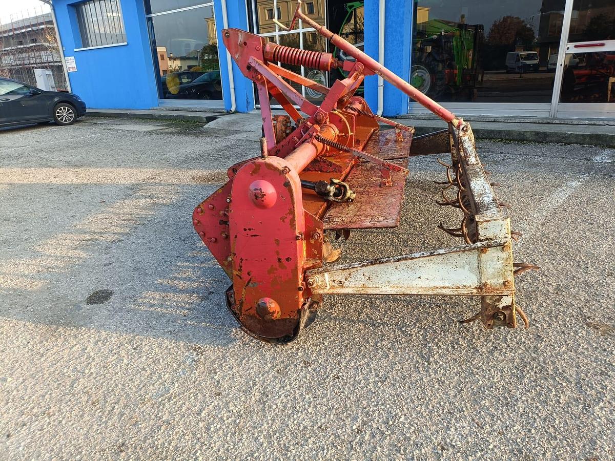 Usato Fresa con rullo a spuntoni da 2,70m