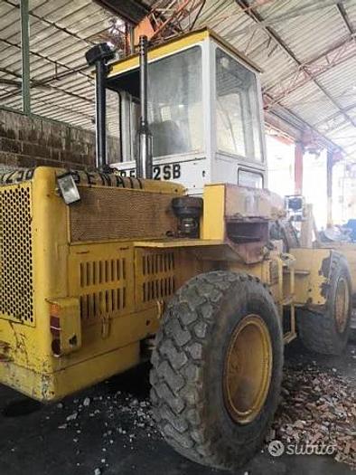 Usato Pala Benati cil. 6-CV 115-tara 76q.-anno1992