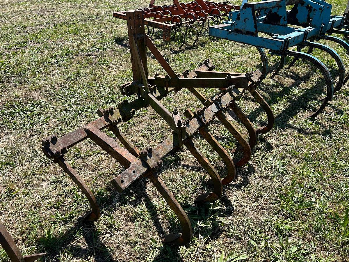 Usato Coltivatore estirpatore portato Toselli