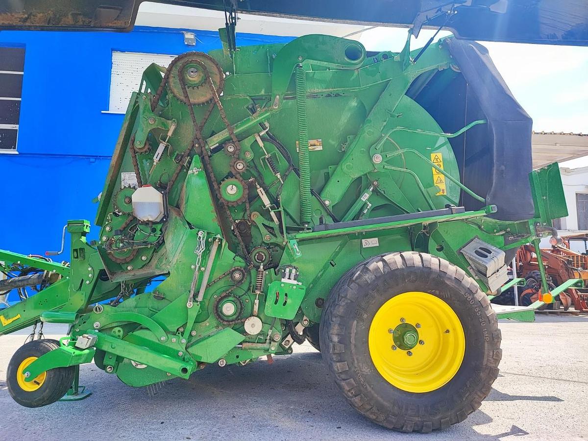 Usato Rotopressa John Deere V451R-anno 2020-750 balle