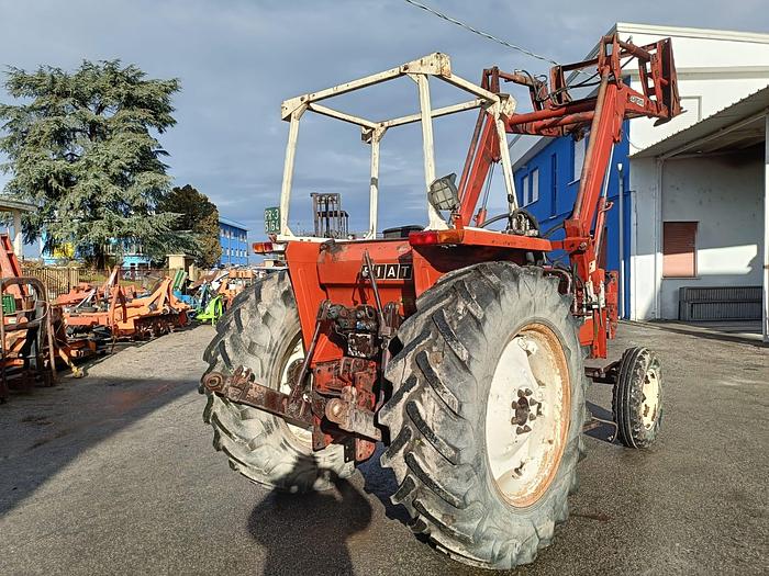 Usato Fiat 780 con caricatore Scalmana
