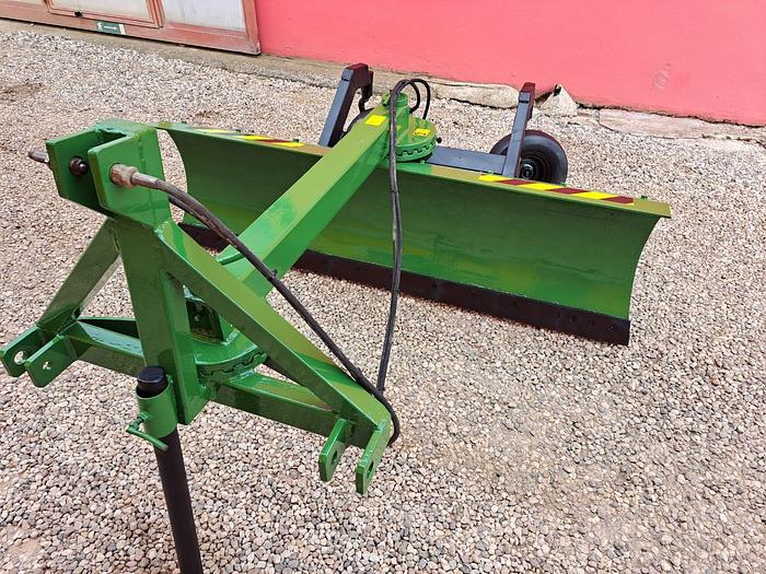 Usato Ruspetta idraulica da 2m con ruote