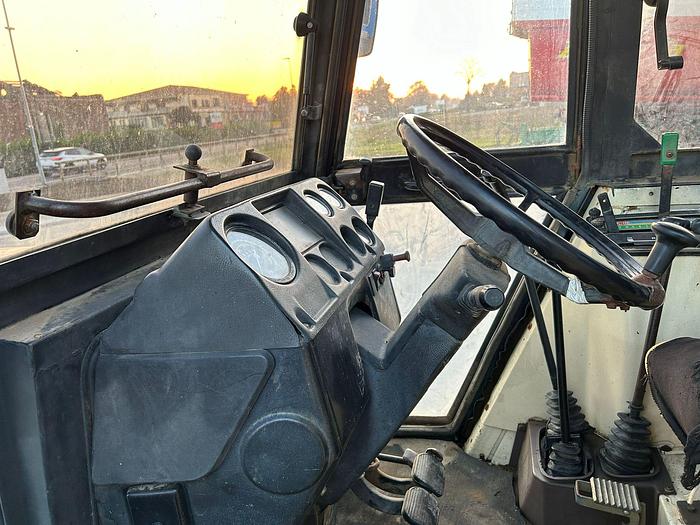 Usato Lamborghini 956-100 DT 1994 gomme per bosco