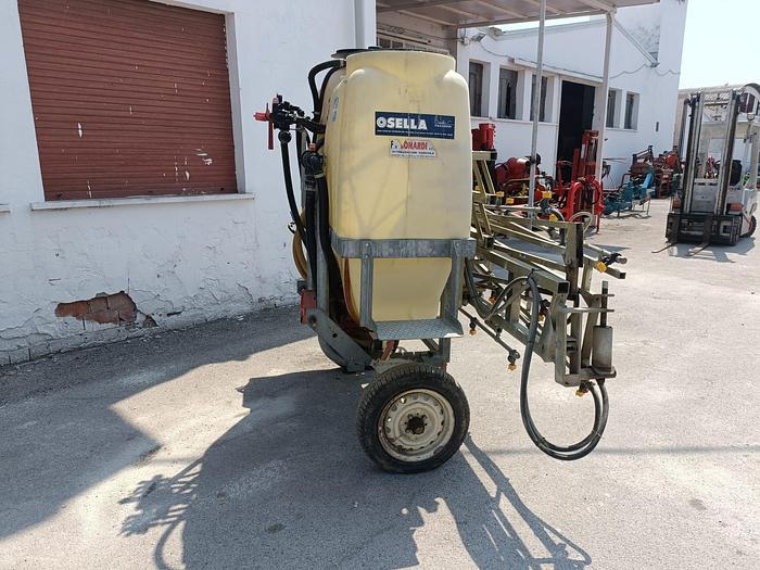 Usato Botte da diserbo Osella 6 q con barra da 12m