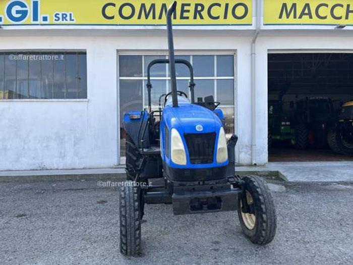 Usato 2009 New Holland T5050