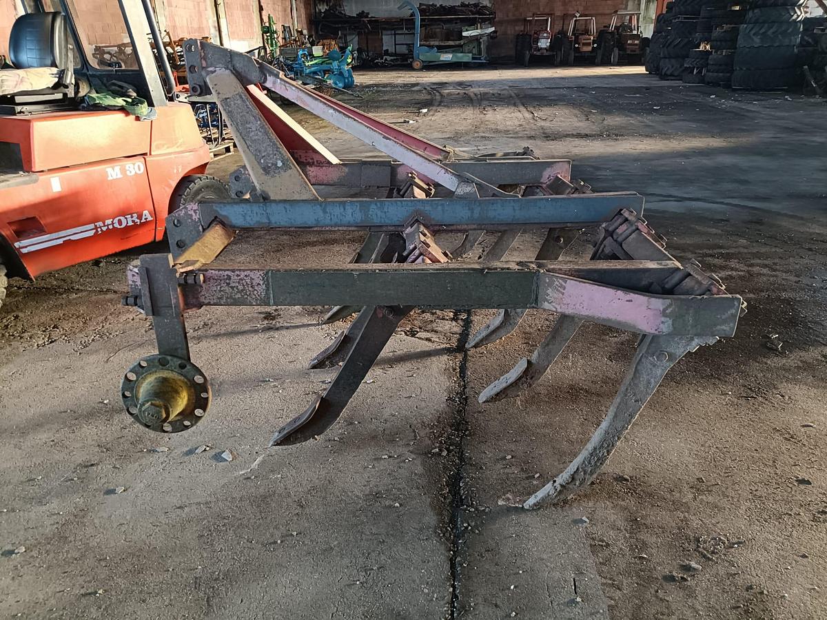 Usato ripuntatore preparatore a 9 ancore 2,50m