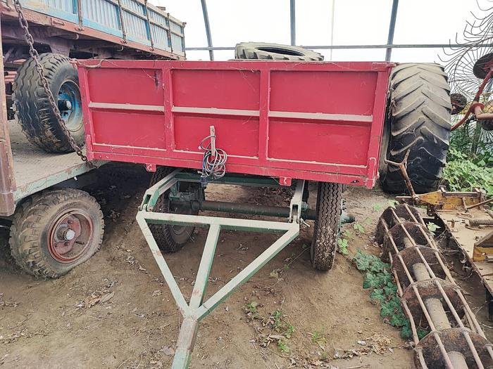 Usato Rimorchio agricolo 2 assi no targa no libretto