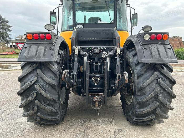 Usato JCB Fastrac 3230- PTO e sollevatore anteriore