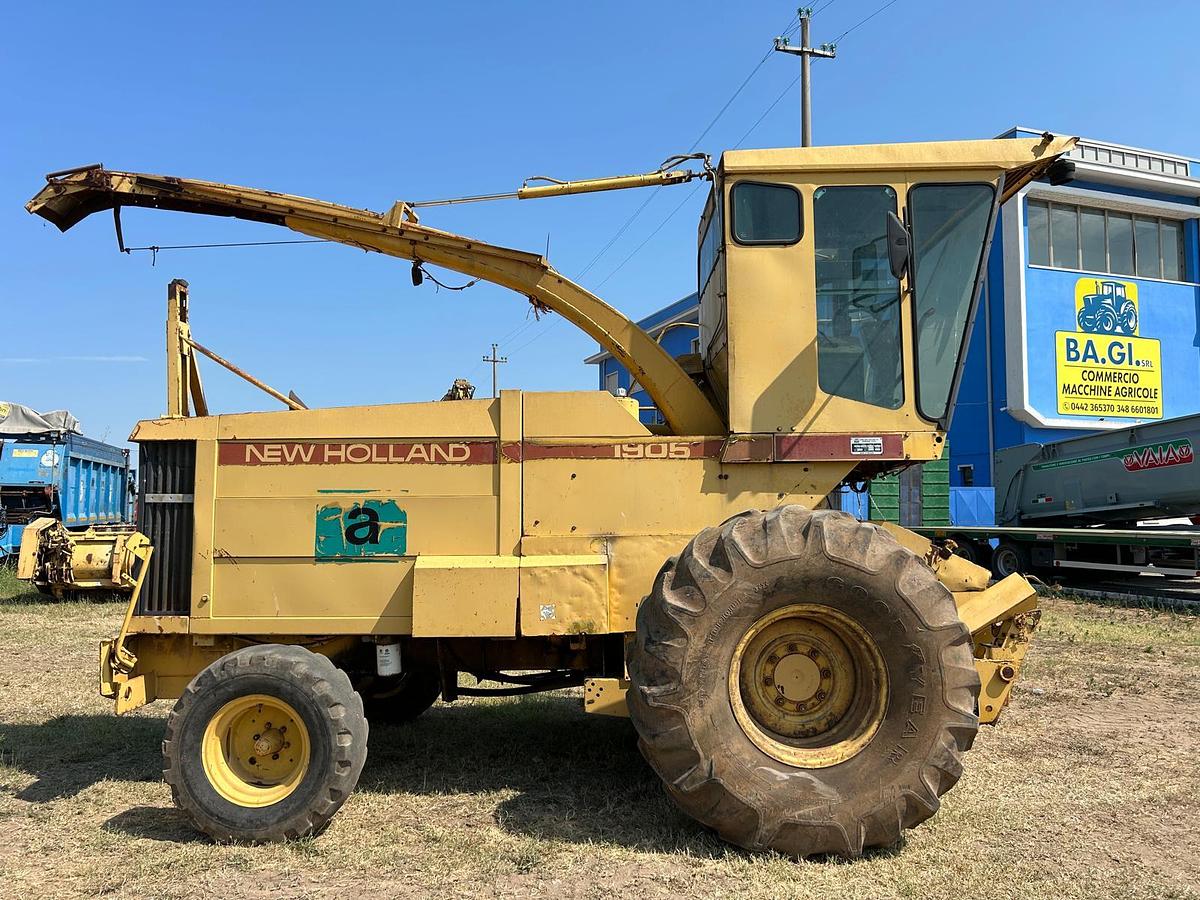 Usato Trincia New Holland 1905 con barra