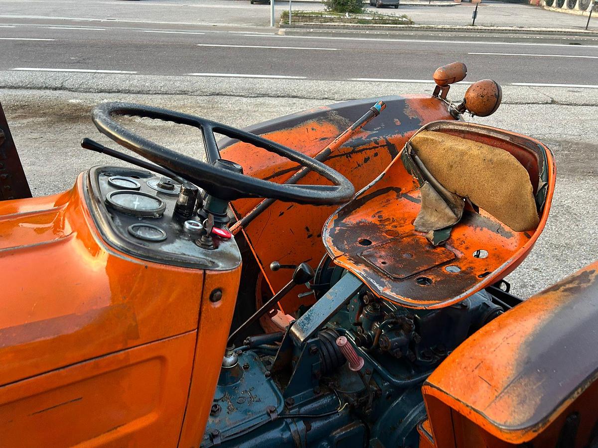 Usato Fiat 415 con barra falciante