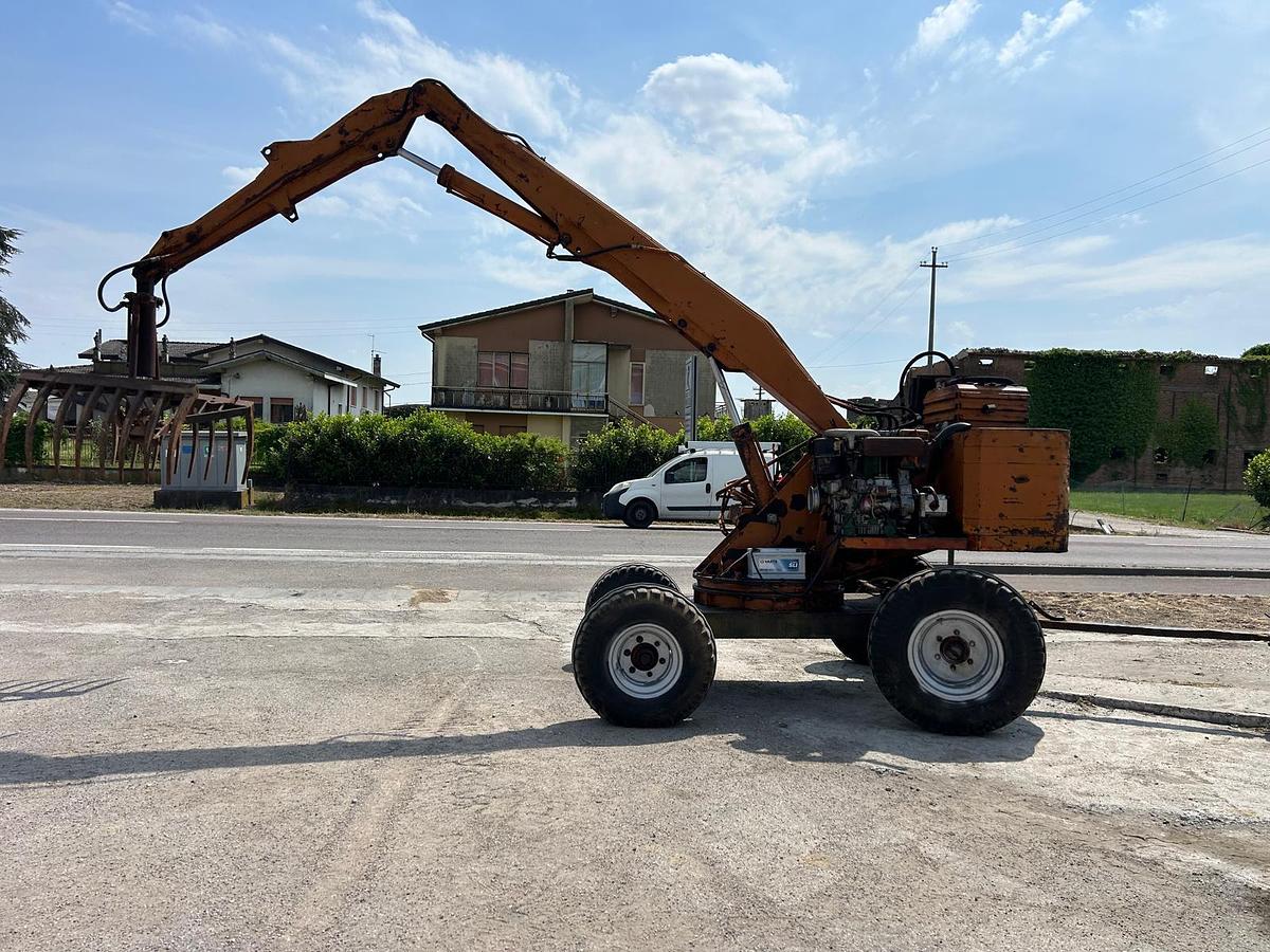 Usato Carica letame semovente Ruggerini