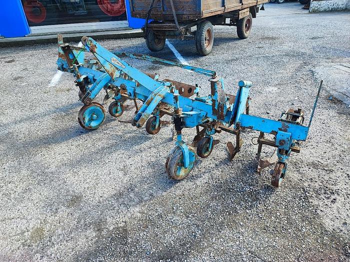 Usato Sarchiatrice meccanica pieghevole Spedo 5 file