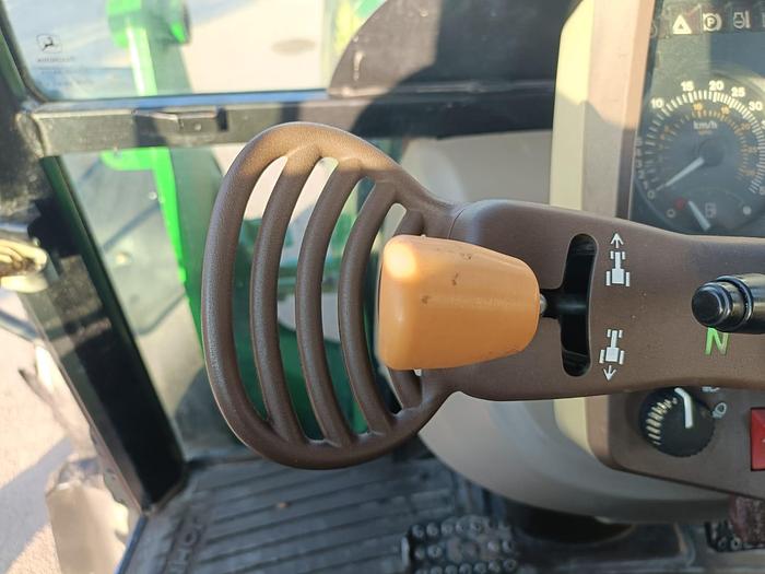 Usato John Deere 5820-fr. aria