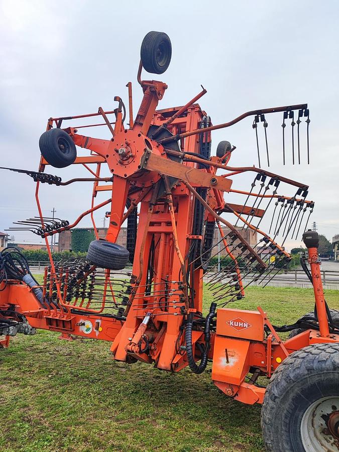 Usato Ranghinatore/Andanatore Kuhn GA15021