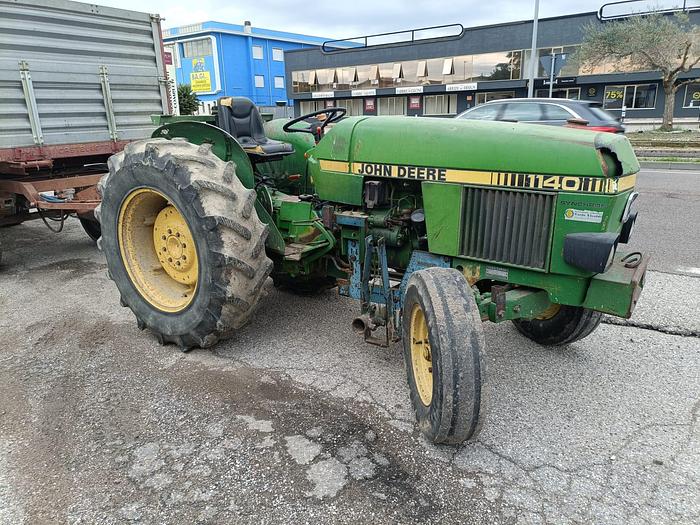 Usato John Deere 1140 frutteto- idroguida