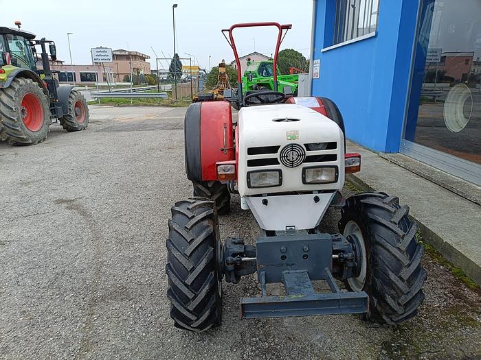 Usato Steyr 8055 DT- idroguida- arco di protezione