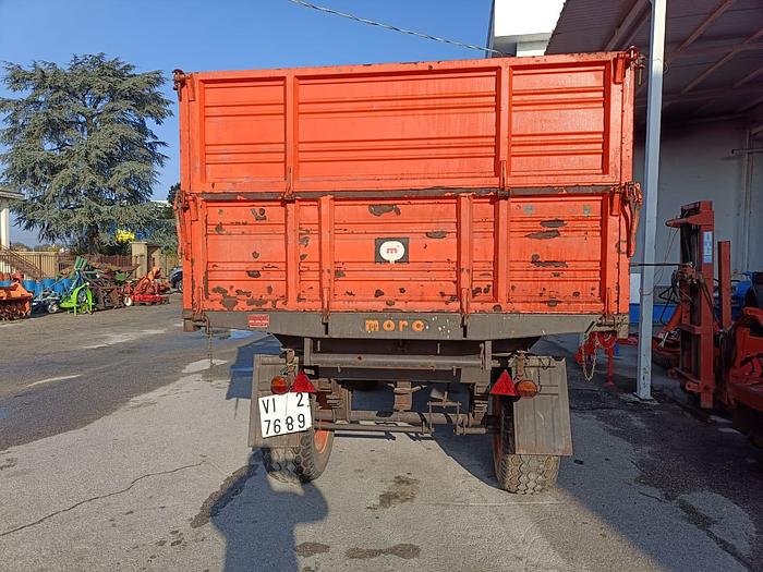 Usato Rimorchio Moro da 50 quintali trilaterale