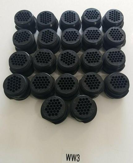 *PREOWNED* LOT OF 22 Amp 206838-2 Circular Connector + FAST SHIPPING!