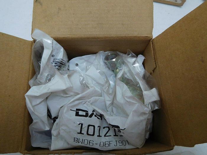 Used Box of 12 DAYCO 101215  HYDRAULIC COUPLING, BW06-6FJ90T 38244436347