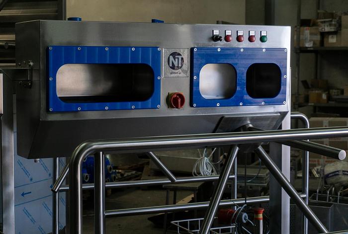 NIRO-TECH SHM3 SANITISING STATION