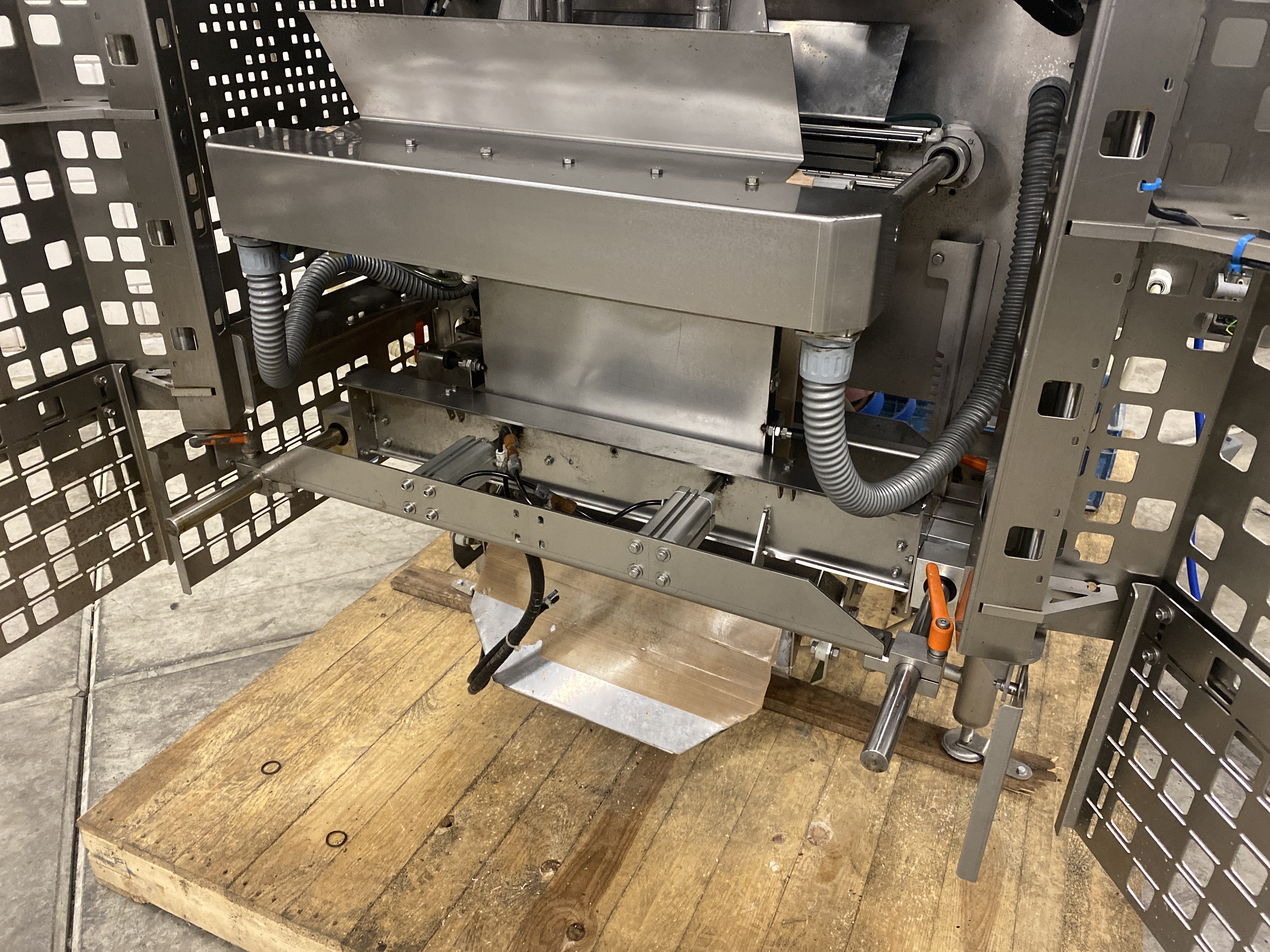 Used 2014 Jasa 450 with vacuum