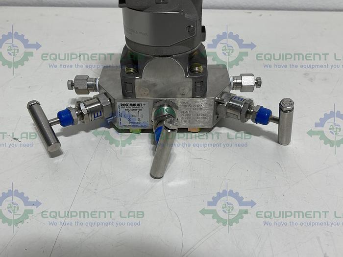 Rosemount 3051 Smart Pressure Transmitter 3051CD1A02A1JS5 w/ C305121124 Manifold