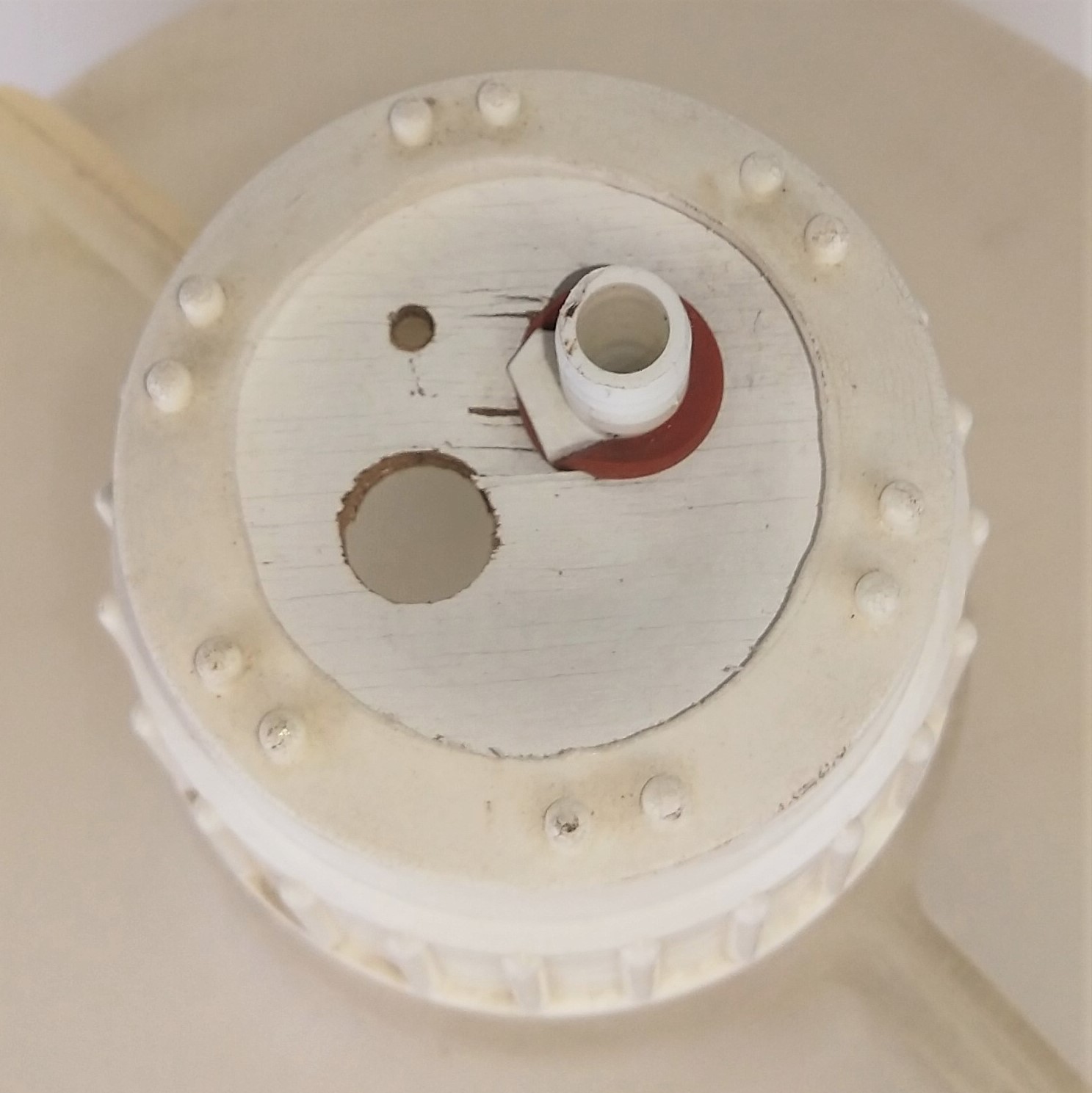 Used Nalgene 2319-0050 Round Carboy with Spigot - 20L