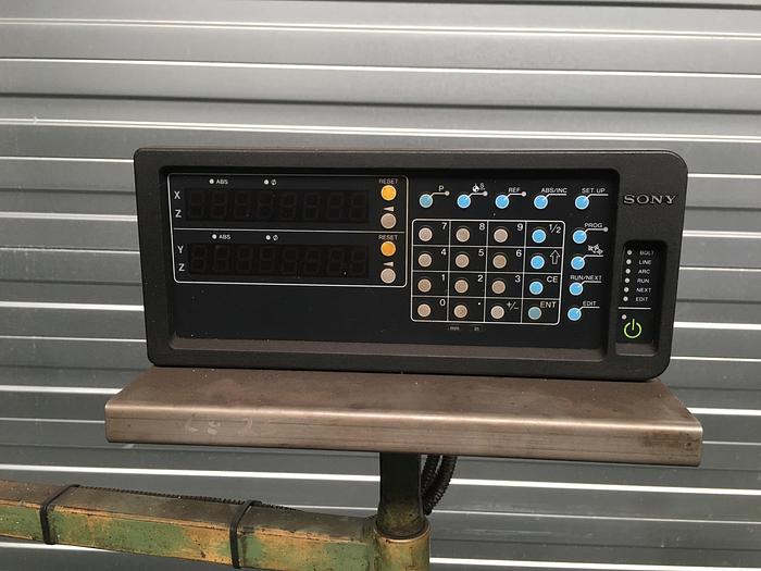 Gebruikt TOS SN71C-3000