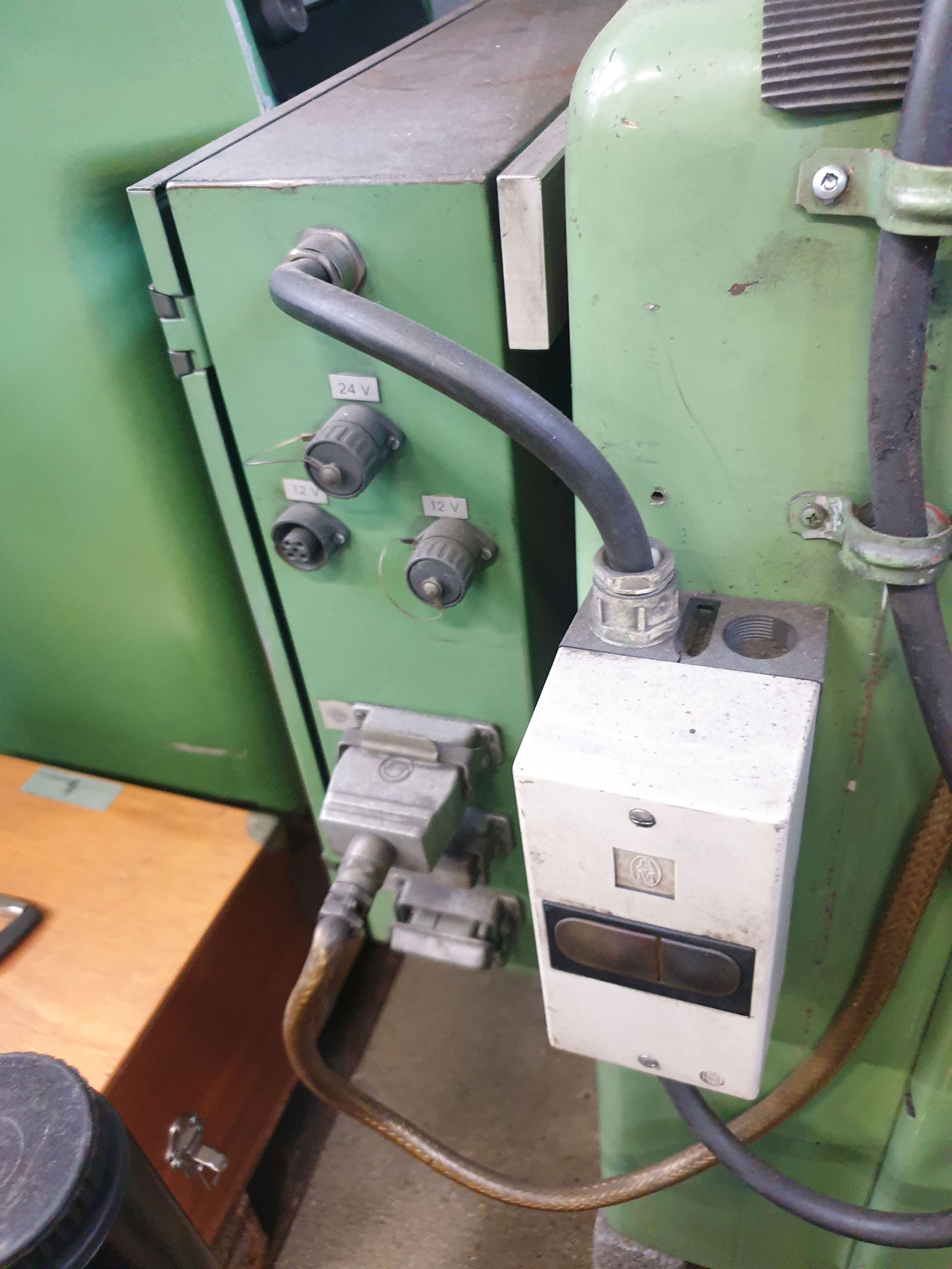 Used Jungner US 400 - Grinding