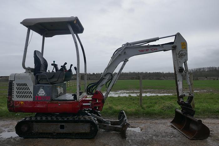 Used 2012 TAKEUCHI TB016