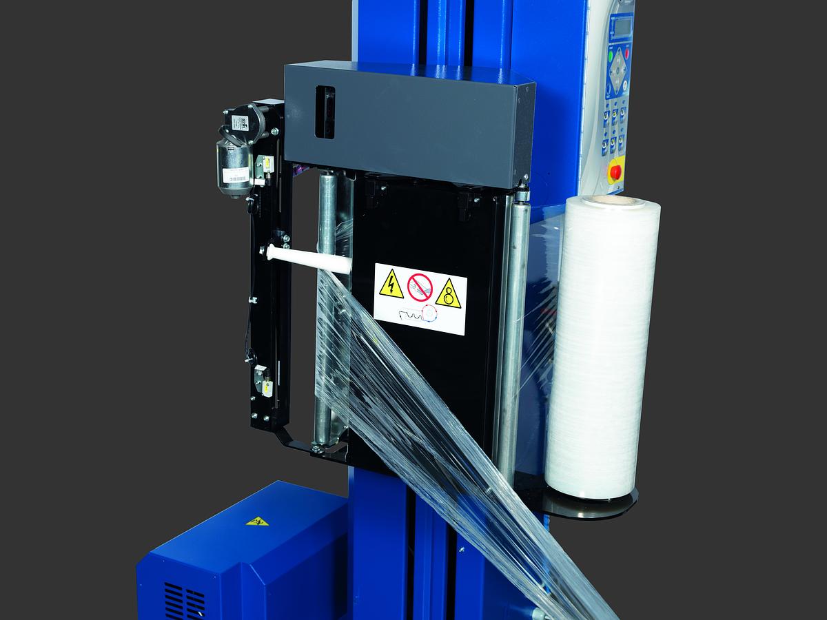 C-One SuperPlus Semi-Automatic Pallet Wrapper