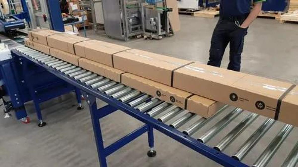 Cyklop Strapping Machine And Case Sealer: AMPAG KOMBI